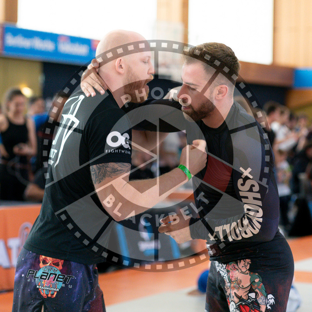 20240915PBB2923 | Athletes compete during the Grappling Industries’ grappling and Brazilian jiu-jitsu competition in Berlin, on September 15, 2024.