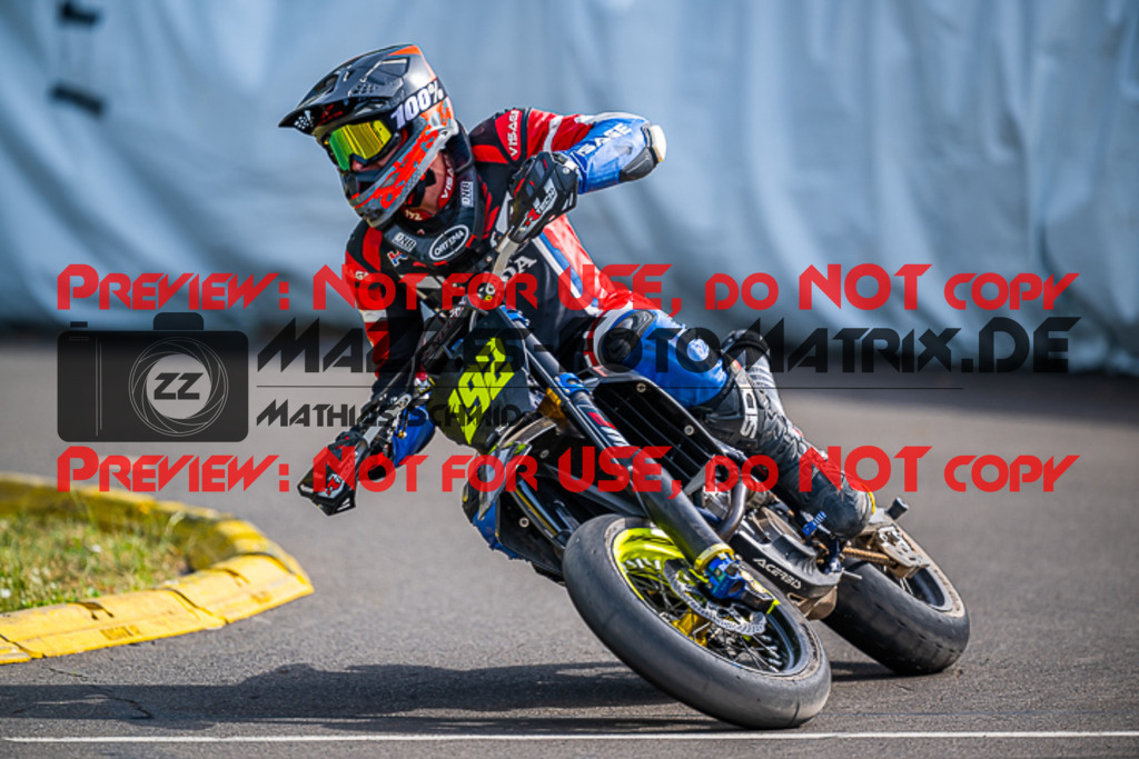 MaZZes_FotoMatrix_220618_7192 | S2