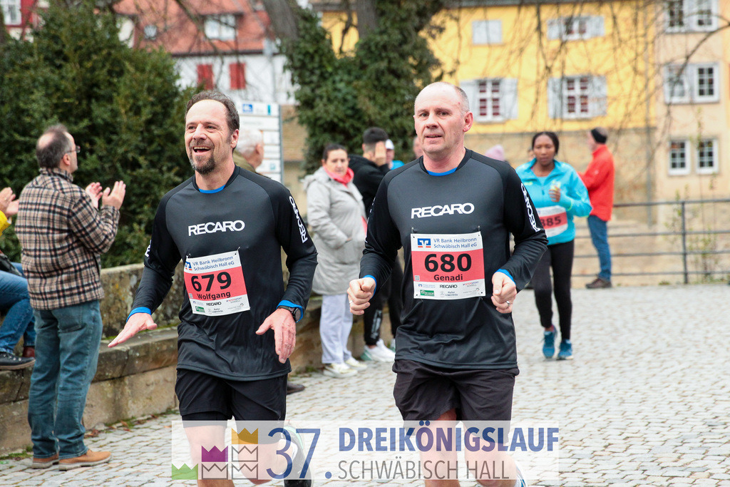 VR Bank Hauptlauf 10000m | 3 Koenigslauf 2023 - Realisiert mit Pictrs.com