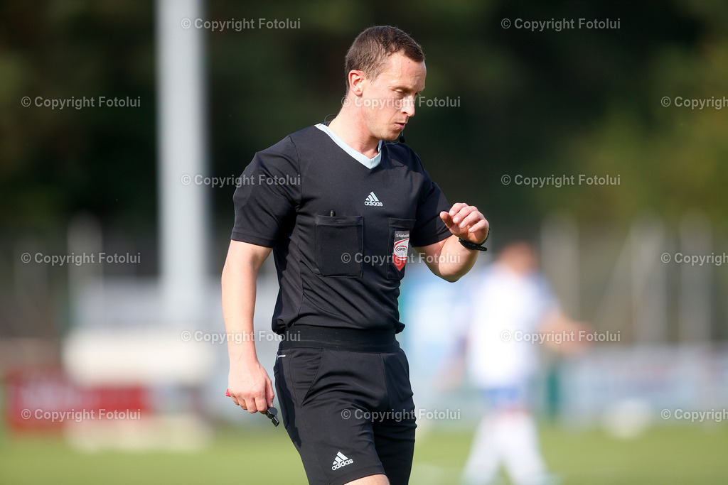 A_LUI_010924_28 | SPORT FUSSBALL REGIONALLIGA MITTE 01.09.2024 ASKOE OEDT-SK TREIBACH IM BILD :SCHIEDSRICHTER THOMAS OFNER FOTO:FOTOLUI 