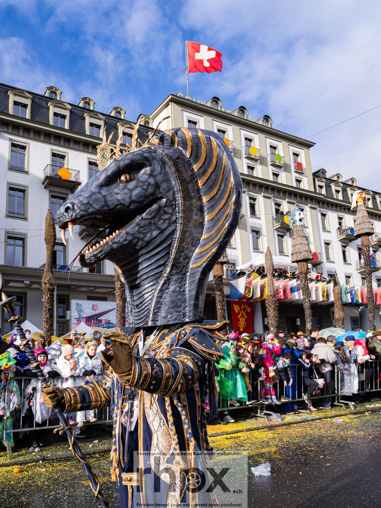 Fritschi-Umzug Luzern 2026 | Foto-Standort: Schweizerhof Luzern - Realisiert mit Pictrs.com