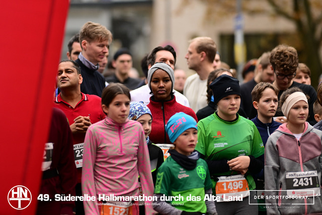 Süderelbe Halbmarathon 2025 I 09.11.2025 I Fotograf_DerSportfotograf.I 00464 | Der Sportfotograf. - Realisiert mit Pictrs.com