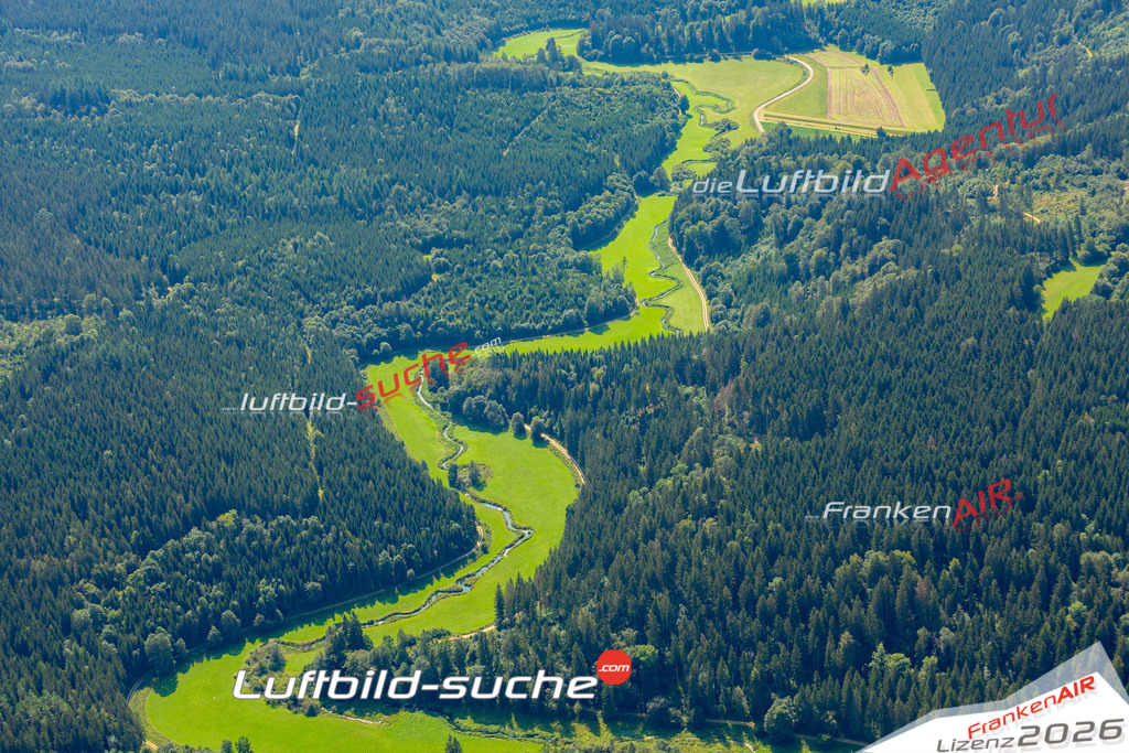 Das Luftbild zeigt :  Hettingen - Die Luftaufnahme wurde 2024 vom UL-Flugzeug aus erstellt ( keine Drohne ) - Hochauflösende Luftaufnahme - Für grossformatige Ausdrucke geeignet. Die Geschenkidee !Mit Lizenz und Bildrechte bestellbar