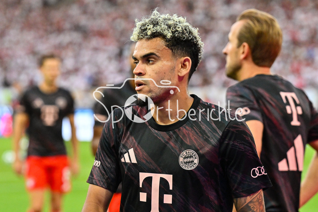 VfB Stuttgart - FC Bayern München | im Bild Luis DIAZ (FC Bayern München 14) / Einzelfoto / Freisteller / Franz-Beckenbauer Supercup: VfB Stuttgart - FC Bayern München; MHP Arena am 16.08.2025