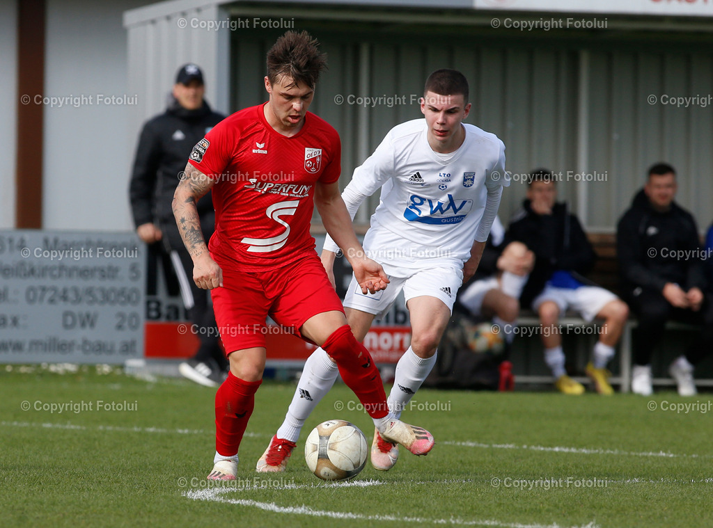 A_LUI_01042023_20 | SPORT,FUSSBALL ,LT1 OOELIGA ASKOE OEDT-UNION EDELWEISS LINZ 01.04.2023 IM BILD: MICHAEL LERCHER (OEDT) UND DAVID TANEV (EDELWEISS LINZ)  FOTO:FOTOLUI