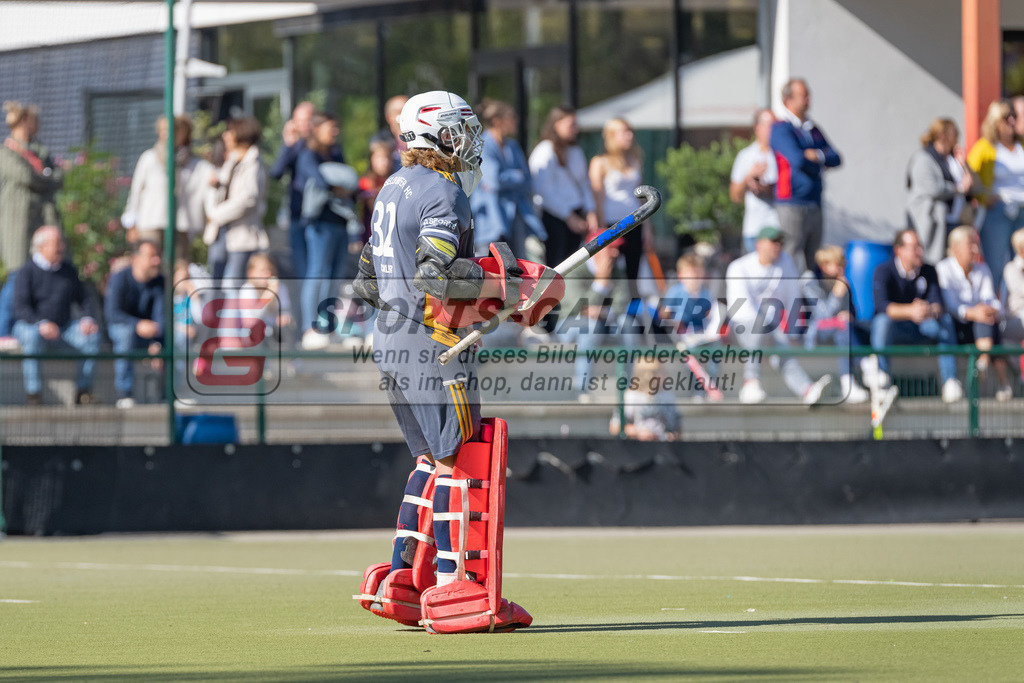 HK_20220925_100253 | 1. Bundesliga Herren Düsseldorfer HC - Berliner HC  am 25.9.2022 DHC Düsseldorf, Düsseldorf , Zickler Anton Torwart ( Düsseldorfer HC #32 )