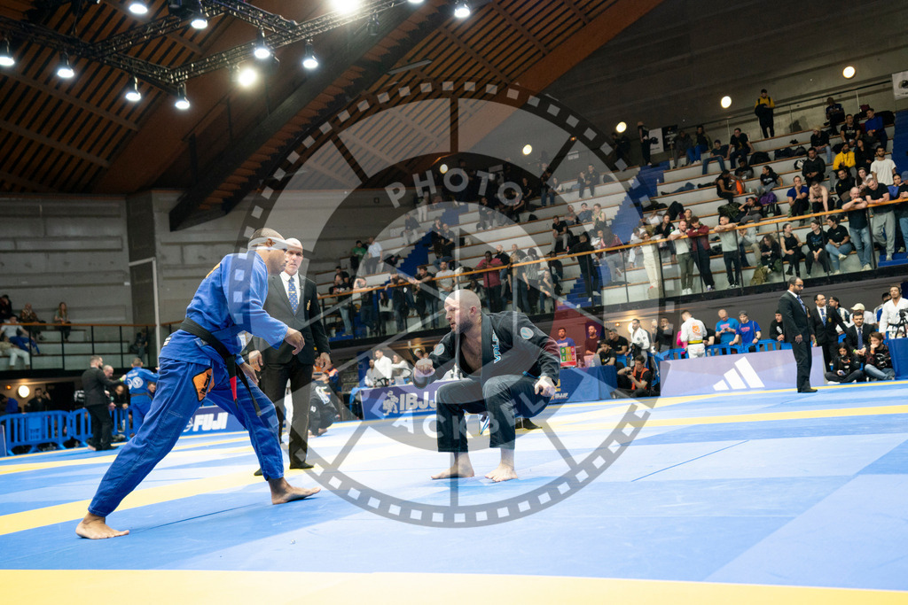 20240124PBB03117 | Fighters compete during the second day of the IBJJF European Championship in Paris, France, on January 24, 2024.