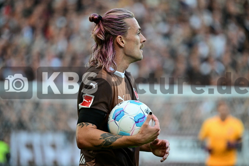KBS Picture_FCStPauli-Heidenheim_073 | Irvine Jackson (St.Pauli) ,Sportplatz :  Millerntor Stadion, - Realisiert mit Pictrs.com