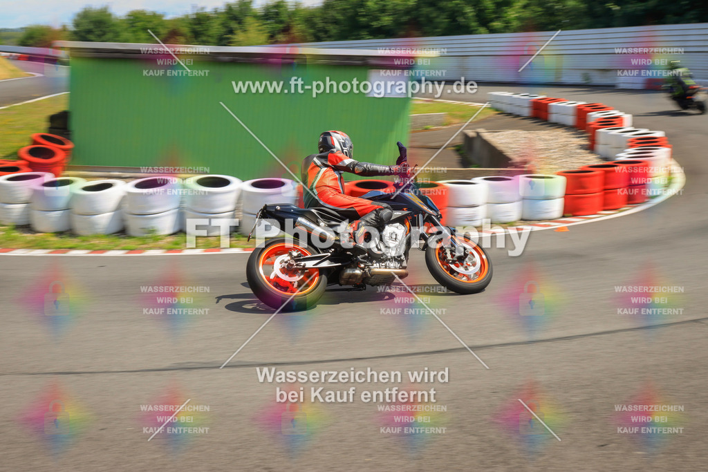 _DSK2713 | Hier findet Ihr Bilder von Touristenfahrten auf der Nürburgring Nordschleife oder von anderen Veranstaltungen die ich besucht habe. Viel Spass beim Durch Schauen 