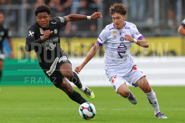 UEFA Europa League 2025/26: SK Sturm Graz vs SK Brann | Graz, Austria, 29.JAN.26 - SOCCER - UEFA Europa League, SK Sturm Graz vs SK Brann Bergen. The image shows Tochi Phil Chukwuani (STU) and Dejan Radonjic (FAK).