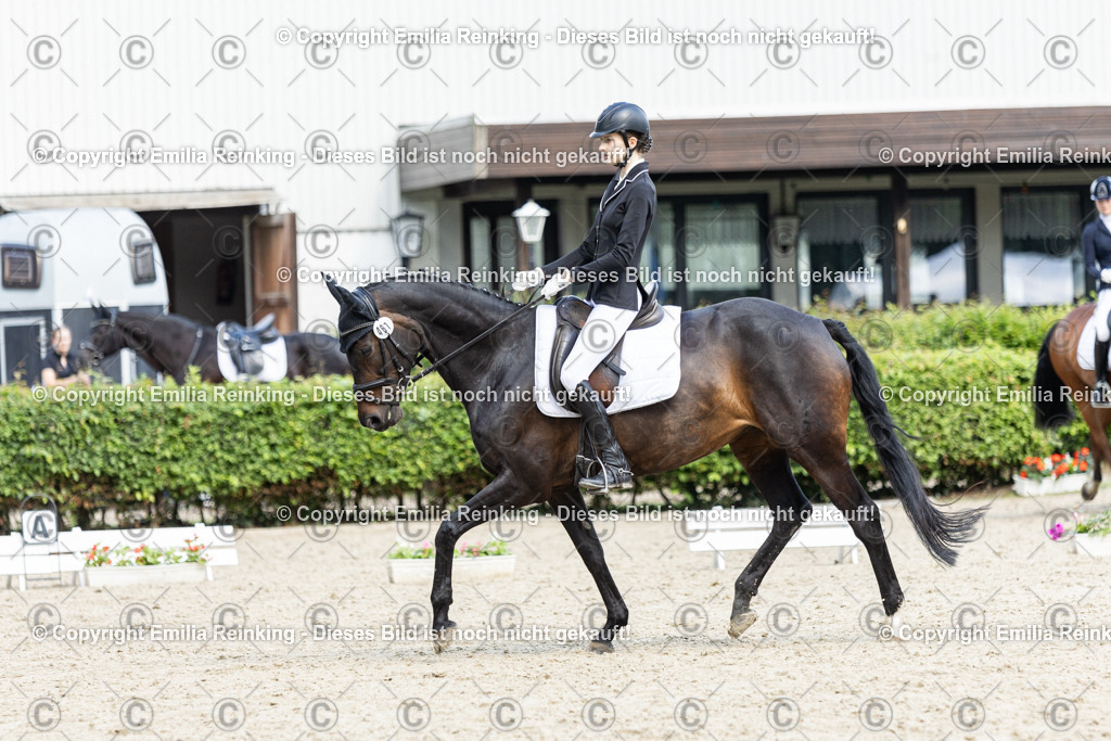 CL5A6035-2 | Emilia Reinking Fotografie - Realisiert mit Pictrs.com