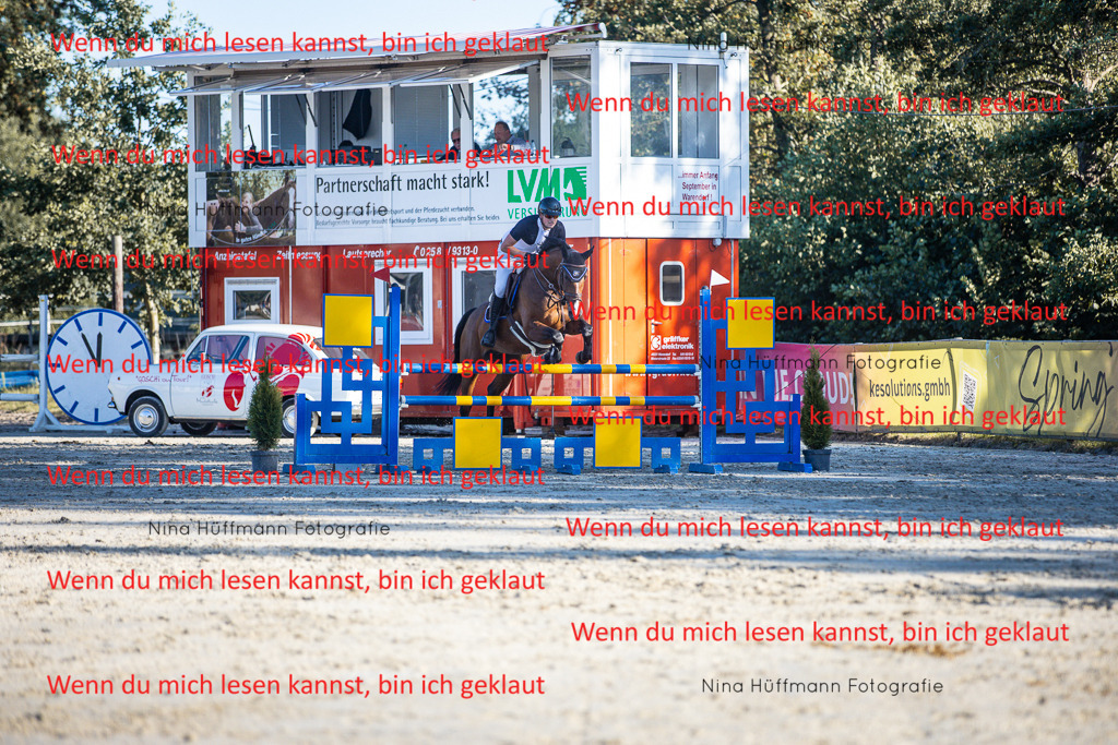 BK1A6179 | Turnierbilder Turnierfotos Nina Hüffmann Turnierfotografie Pferdefotografie Tierzeichnung Haustierzeichnung Pferdezeichnung Hundezeichnung Videograf  - Realisiert mit Pictrs.com