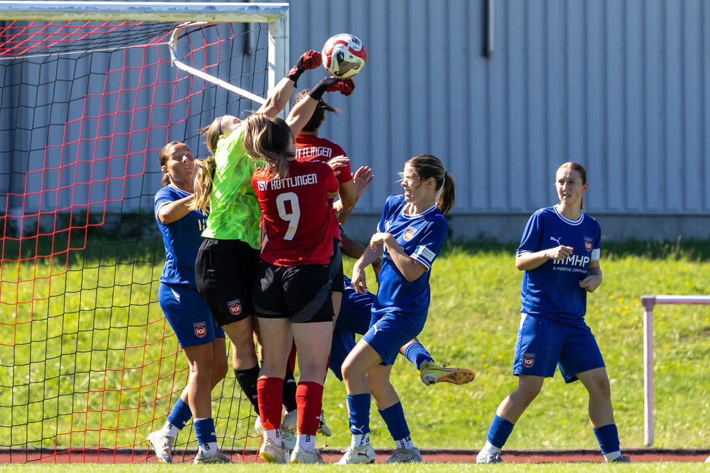 20260906-FCH-Huettlingen_044 | TSV Hüttlingen vs. 1.FC Heidenheim 1846 II, Fußball, Frauen, Bezirkspokal, 2026/2027, 1.Runde, 06.09.2026 in Hüttlingen(Foto: Michael Bulling) - Realisiert mit Pictrs.com