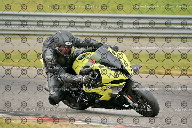25bt05-0368 | markuskiefer.com - Realisiert mit Pictrs.com