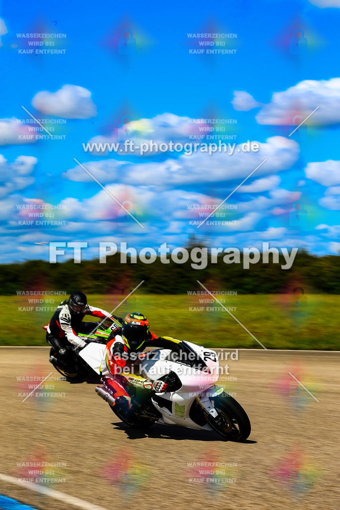 029-6419 | Hier findet Ihr Bilder von Touristenfahrten auf der Nürburgring Nordschleife oder von anderen Veranstaltungen die ich besucht habe. Viel Spass beim Durch Schauen 