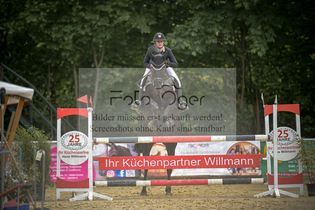 20240505-DOS_8769 | Entdecke hochwertige Reitturnierfotos von Foto Oger. Professionell, emotional und authentisch – jetzt Lieblingsmomente im Shop bestellen.Deutschlandweite Turnierfotografie. - Realisiert mit Pictrs.com