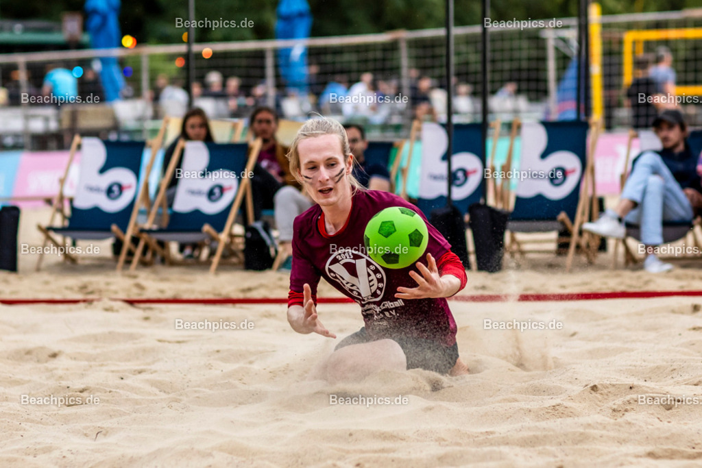 2025-200085310-Strandvölkerball-WM |  24.08.2025; Berlin Foto: Gerold Rebsch - www.beachpics.de