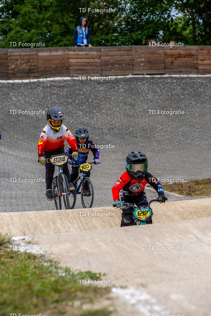 BayBMX2026-05334 | Fotogalerie von Thomas Dettweiler mit Eventbildern und lizenzfreien Fotos. Perfekt als Wandbild, für Büro, Website oder private Nutzung. - Realisiert mit Pictrs.com