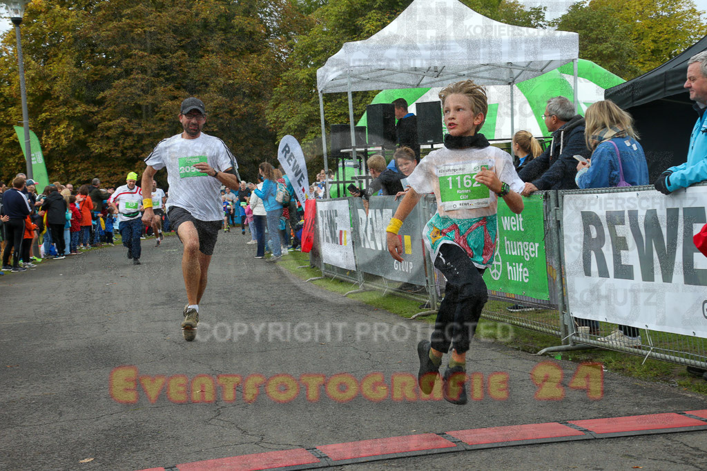 220925_1137_EX1_7850 | Sportfotografie im Rhein-Sieg Kreis, Köln, Bonn, NRW, Rheinland Pfalz, Hessen, etc. Unser Tätigkeitsfeld umfasst den Laufsport vom Volkslauf über den Marathon, Duathlon, Triathon bis zum Ultralauf wie Kölnpfad Ultra oder Schindertrail.