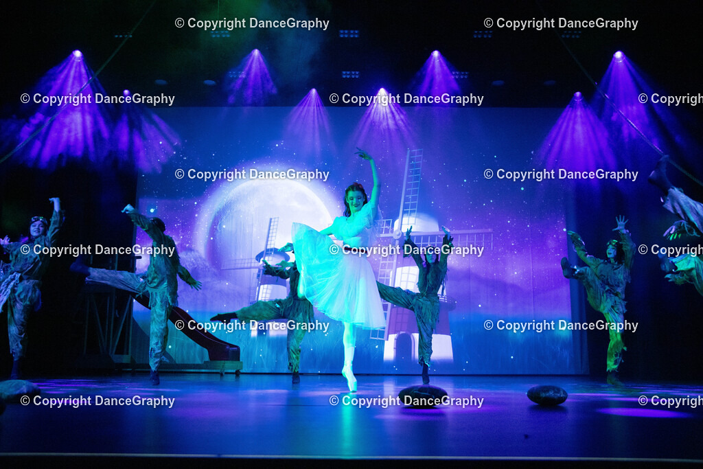 GPHY2918 | DanceGraphy - Realisiert mit Pictrs.com