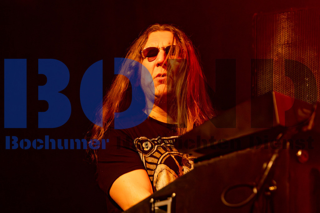 SES_NURDIO20250102-40 | bond - Realisiert mit Pictrs.com