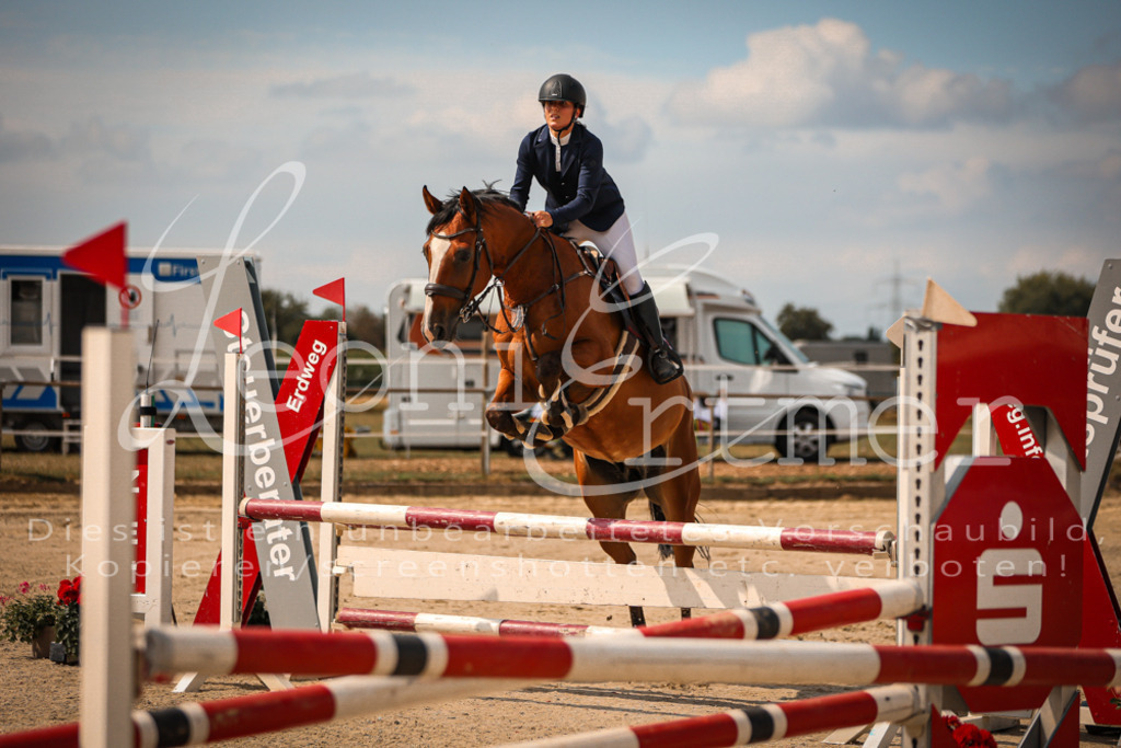 24.FrSpA00021 | Leoni Ertmer Photography - Realisiert mit Pictrs.com