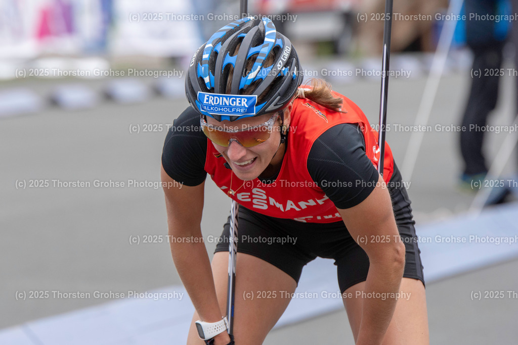 Deutsche Meisterschaften Biathlon | Deutsche Meisterschaften Biathlon, Speziallanglauf Frauen am 14.09.2018 in der DKB SKI ARENA in Oberhof, (Deutschland)

Bild: Hinz Vanessa vom SC Schliersee / Zoll - Realisiert mit Pictrs.com