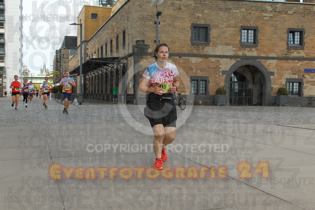 250920_1332_EV4_5997 | Sportfotografie im Rhein-Sieg Kreis, Köln, Bonn, NRW, Rheinland Pfalz, Hessen, etc. Unser Tätigkeitsfeld umfasst den Laufsport vom Volkslauf über den Marathon, Duathlon, Triathon bis zum Ultralauf wie Kölnpfad Ultra oder Schindertrail.