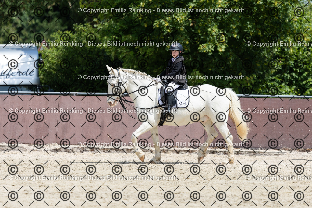 CL5A3639 | Emilia Reinking Fotografie - Realisiert mit Pictrs.com