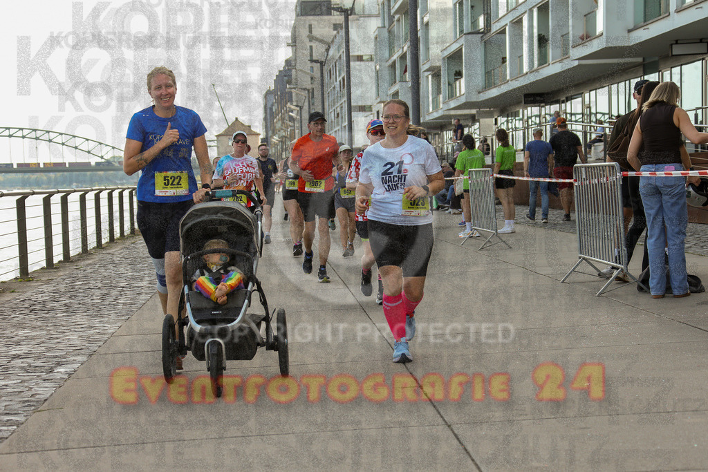 250920_1454_EX1_8133 | Sportfotografie im Rhein-Sieg Kreis, Köln, Bonn, NRW, Rheinland Pfalz, Hessen, etc. Unser Tätigkeitsfeld umfasst den Laufsport vom Volkslauf über den Marathon, Duathlon, Triathon bis zum Ultralauf wie Kölnpfad Ultra oder Schindertrail.
