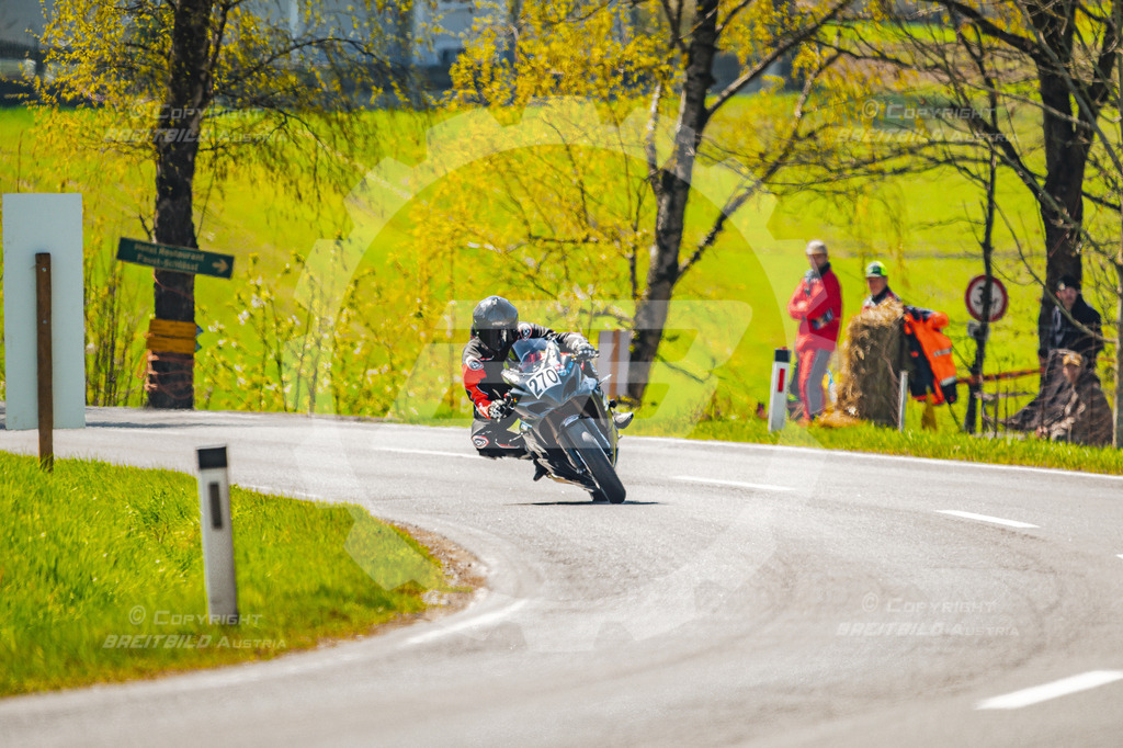 0825 - Bergrennen Landshaag2026 | BREITBILD Austria Webshop

Finde Fotos von: Breitbild, Breitbild Austria, Landshaag, Europeanbikers, KTM, BMW, Bergrennen, Bikeporn, Carporn, Bikes, Cars, Fotografie, Oberösterreich, Österreich, Berufsfotograf, Motorradteile Ganster, Julbach, Pannoniari - Realisiert mit Pictrs.com