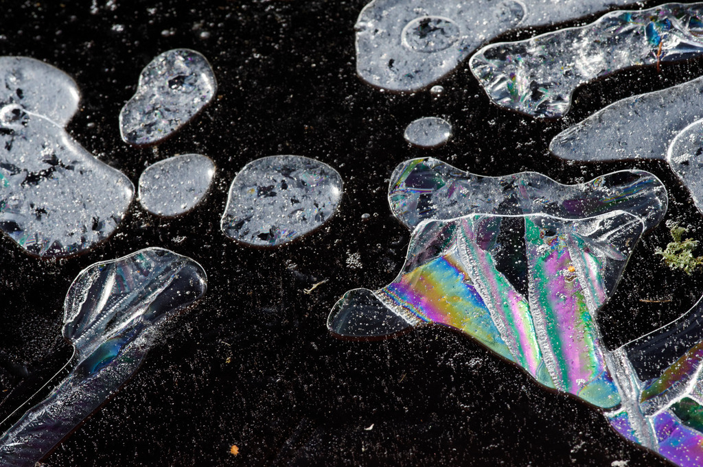 Muster in Eisflaeche | Dornbirn, Austria - April 04, 2011: Muster in Eisflaeche. - Realisiert mit Pictrs.com