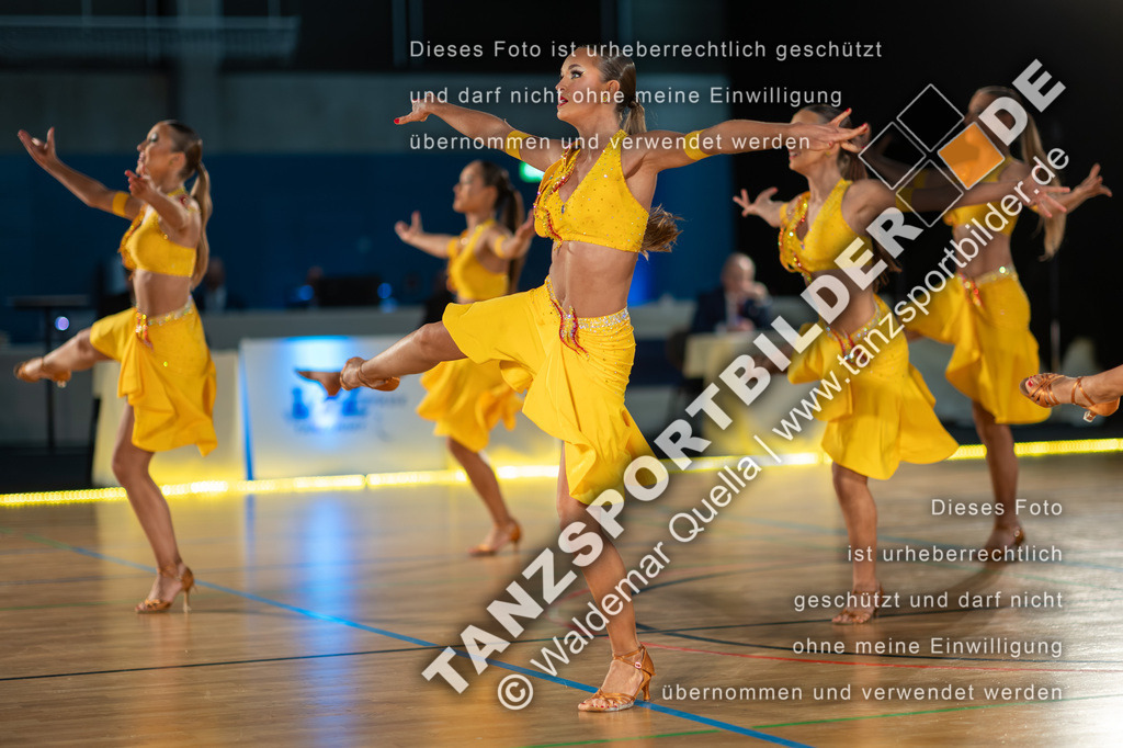 20260322-10254 | Hier finden Sie Tanz Bilder vom Latein und Standard Formationen tanzen. Sportbilder vom Tanzsport. Schöne Fotos und von Weltmeisterschaft, Europameisterschaft, Bundesliga, Regionalliga, Oberliga und Landesliga sowie von GOC Stuttgart, DanceComp, WM Bremen