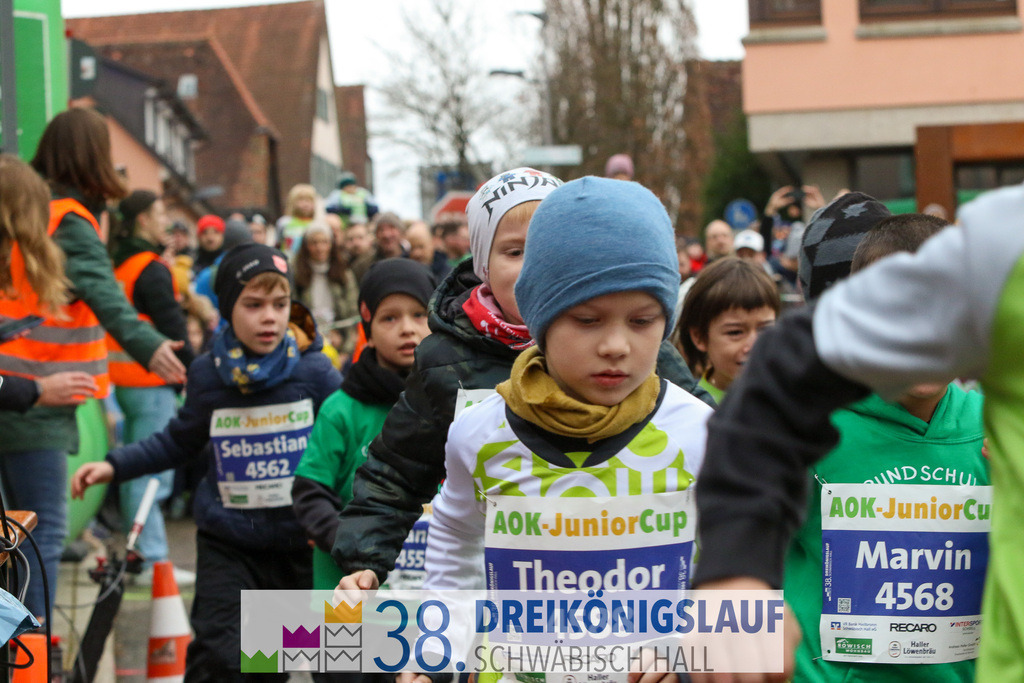 400m AOK Junior Cup | 3 Koenigslauf 2024 400m AOK Junior Cup - Realisiert mit Pictrs.com