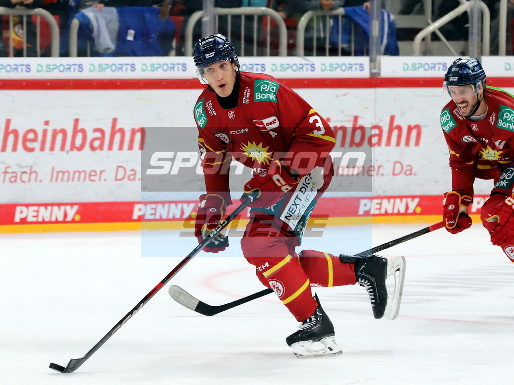 Alec McCrea - DEG | Alec McCrea - DEG - Realisiert mit Pictrs.com