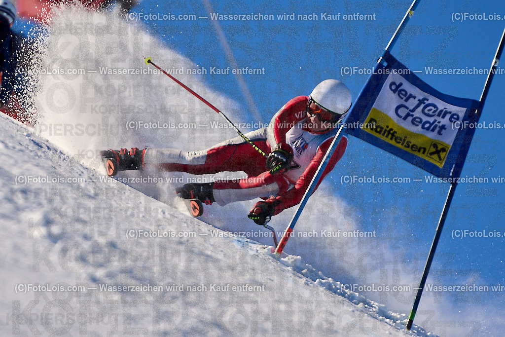 ALP4228_MASTERS-Cup_GS-A Herrn_Mastny Simon | (C)FotoLois.com, Alois Spandl. FIS Masters-Cup Wildschönau, Giant Slalom auf der Piste Schatzberg GS, Siegerehrung auf dem Dorfplatz Niederau, Sa 13. Januar 2024.