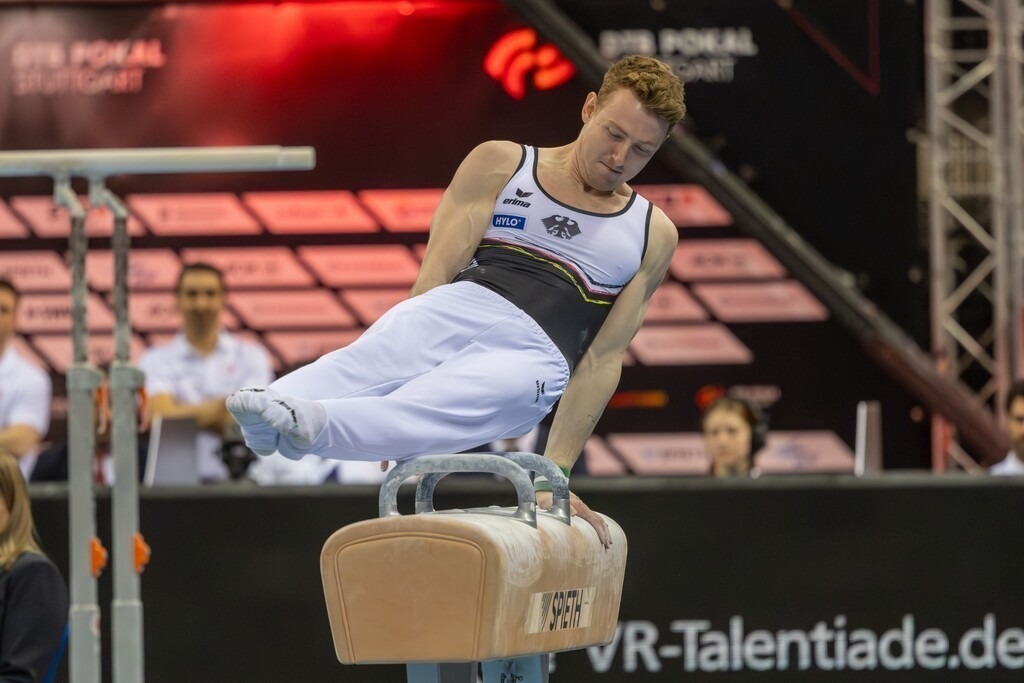 Stuttgart: DTB-Pokal 2026, Mixed-Cup | Stuttgart: DTB-Pokal 2026, Mixed-Cup***Nils Dunkel am Pauschenpferd - Realisiert mit Pictrs.com