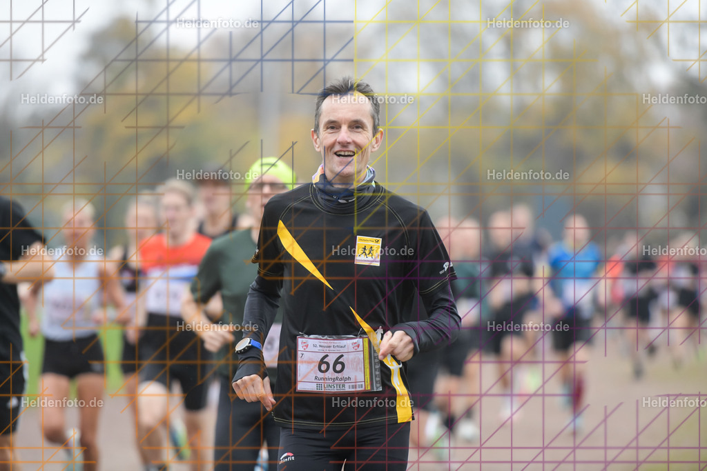Neusser Erftlauf 2025  | 15km Neusser Erftlauf 2025 Foto: Heldenfoto.de