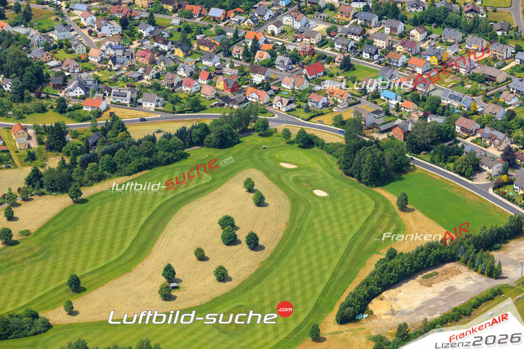 Die Luftaufnahme der Stadt Tröstau wurde vom UL-Flugzeug heraus erstellt ( keine Drohne )- hohe Auflösung für beste Qualität