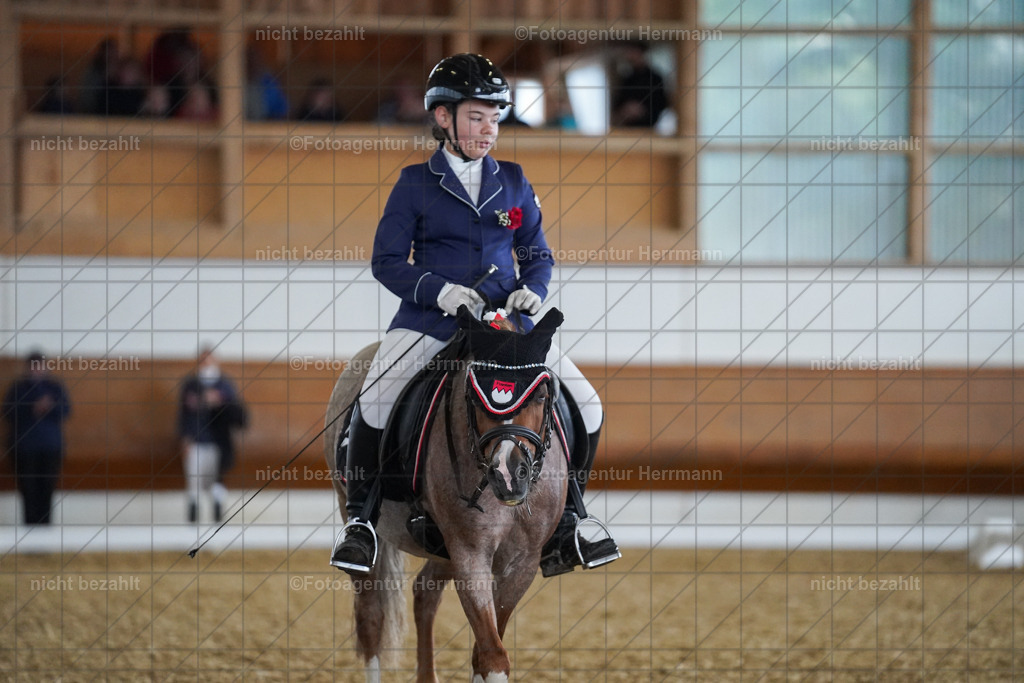 FAH09408 | Turnierbilder, Reitsportfotos, LAPO, Landesponyturnier, Turnierfotografen Bayern