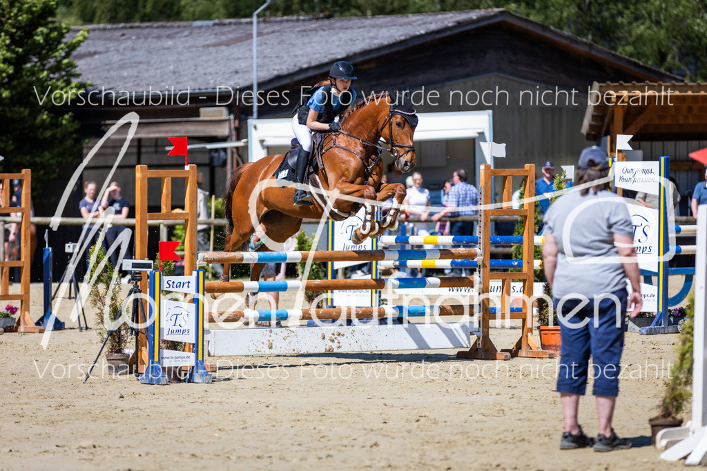 Donop24-ASprmstA-045 | MomenTaufnahmen Pferdesportfotos
