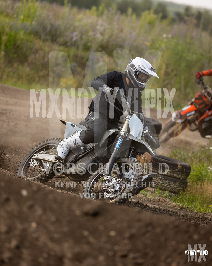866A1934 | mxndyyvipix