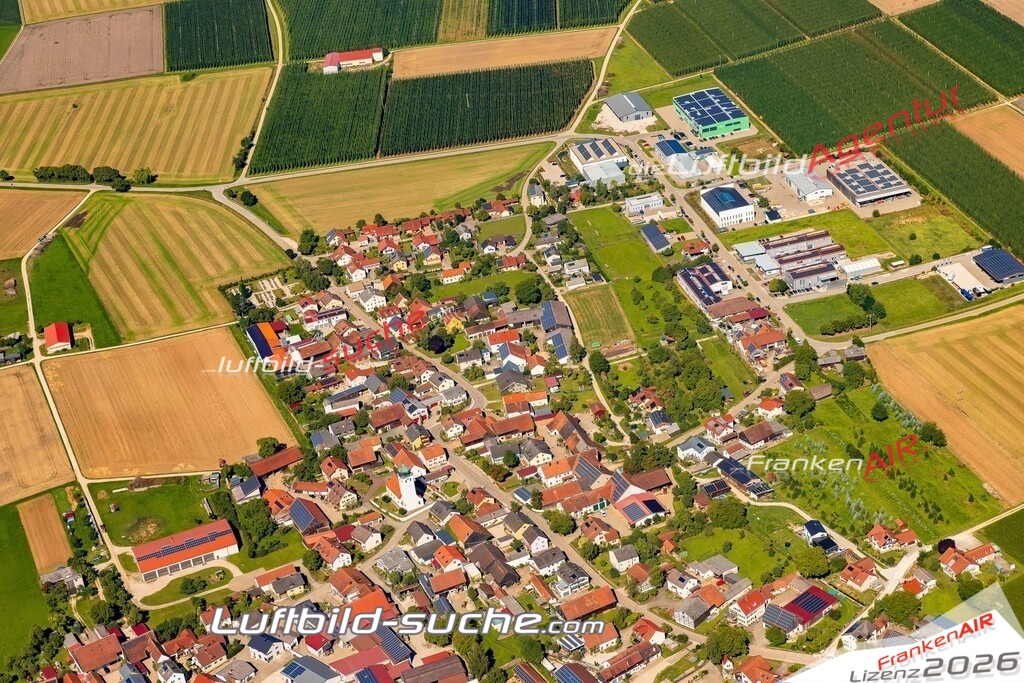 Schöne Luftaufnahme als Geschenk in Haunstetten Kinding - Die Luftbildaufnahme wurde 2025 vom UL-Flugzeug heraus erstellt ( keine Drohne ) - Hochauflösende Luftaufnahme -Nicht vergleichbar mit Google Maps oder Satelittenbilder- Die Geschenkidee !Mit Lizenz und Bildrechte bestellbar