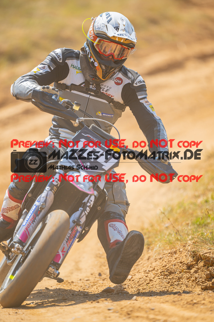 MaZZes-Fotomatrix-20260815-598070 | S2