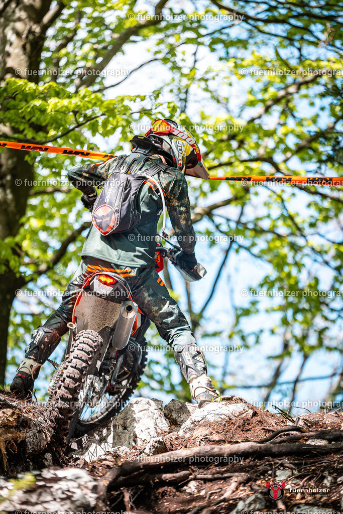 fuernholzer_250501-C2-166 | Fotografische Impressionen von der Red Stag Enduro Extreme by fuernholzer-photography.com. Endurosport in Österreich fotografisch festgehalten von fuernholzer. Auftragsfotografie für Private, Gewerbefotos und Industriefotografie. Eventfotografie, Sportfotografie und Motorsportfotografie. Anbieter von Fotoworkshops, Fototraining, fotografischen Vorträgen und Fotoseminaren.