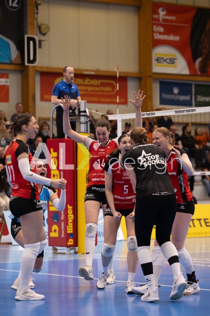 Volleyball I Frauen I Saison 2025-2026 I Volleyball NLA | Women I Round 16 I VC Kanti Schaffhausen - Viteos NUC I 31.01.2026 | VC Kanti Schaffhausen Spielerkreis - Realisiert mit Pictrs.com