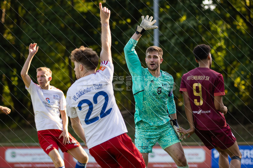 20250928_Picselweb-Fotografie_1R3_2083 | Spielszenen aus dem Spiel VfL Güldenstern Stade - Rotenburger SV. Ergebnis 0:3 - Realisiert mit Pictrs.com