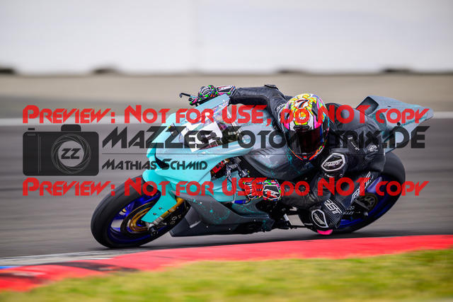 MaZZes_Fotomatrix_20250421_6021986_6738 | WEISS