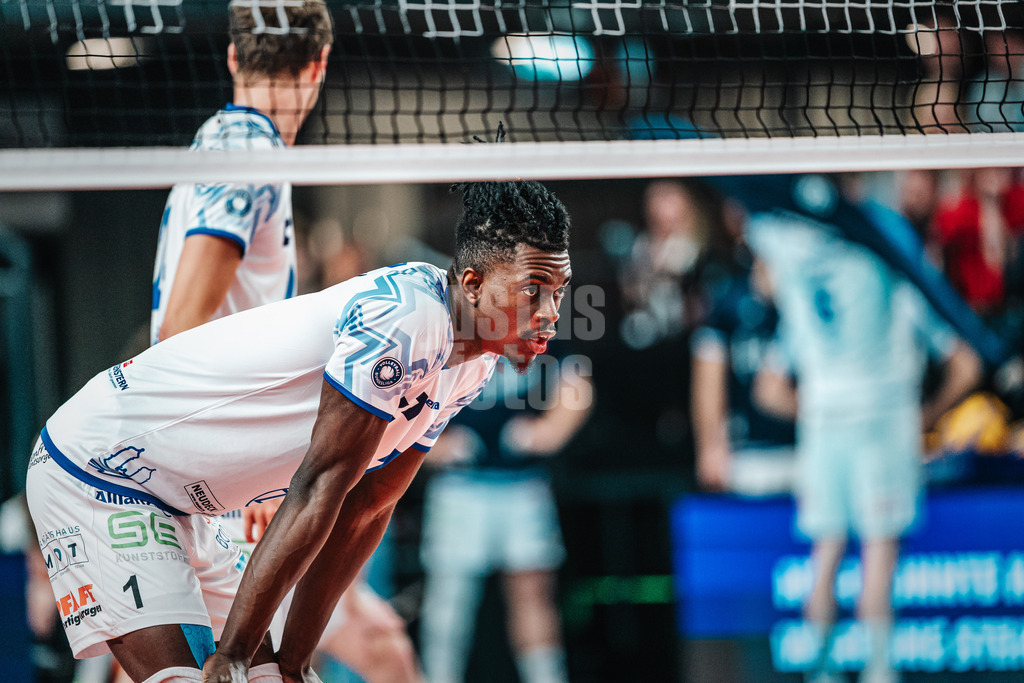 Volleyball | Herren | Saison 2024/2025 | 1. Volleyball Bundesliga Männer | Halbfinale | SVG Lüneburg vs. VfB Friedrichshafen | 19.04.2025 | Jose Israel Masso Alvarez (#1, VfB Friedrichshafen)
