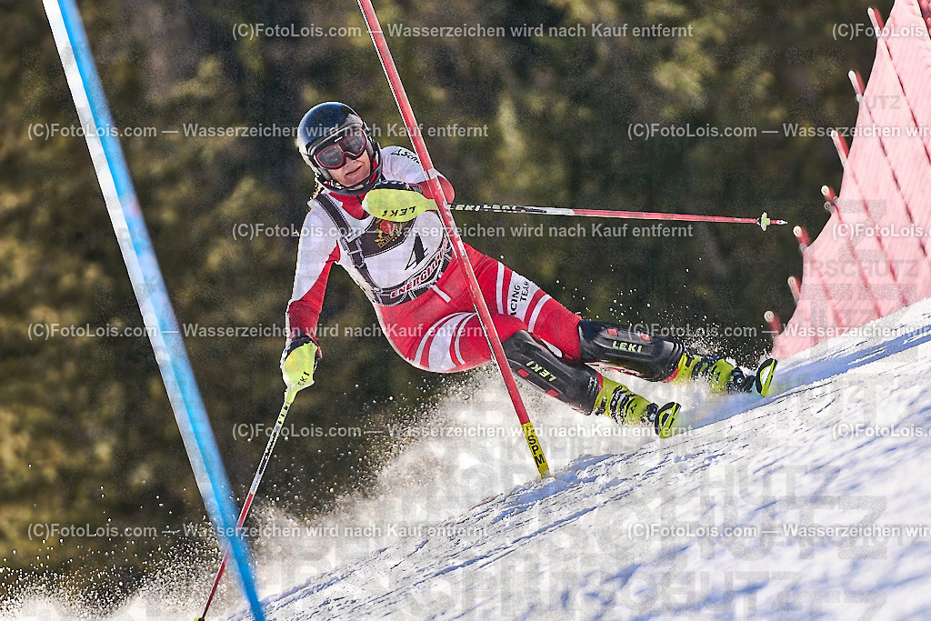 ALP2478_FIS-MastersCup_Reiteralm_SLALOM_Duerschmid Gundi | FIS-MastersCup SLALOM auf der Reiteralm in Pichl, So 19. Jänner 2025.